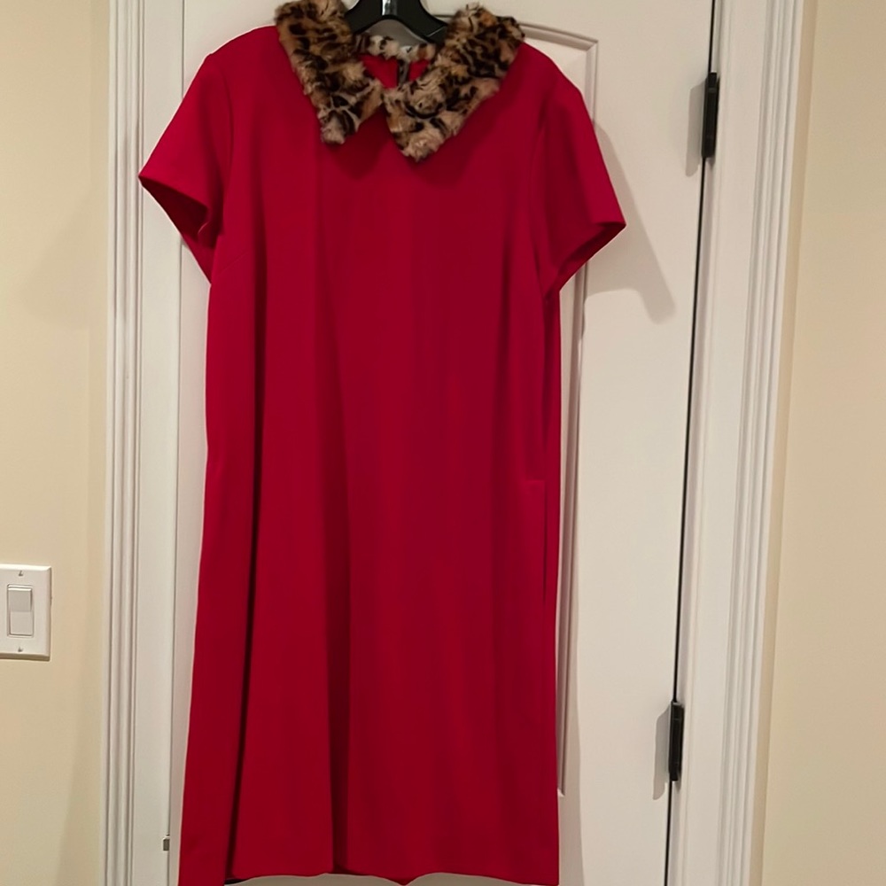 Sara Campbell red dress with leopard collar large